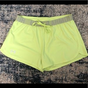 Women’s Medium Under Armour Shorts